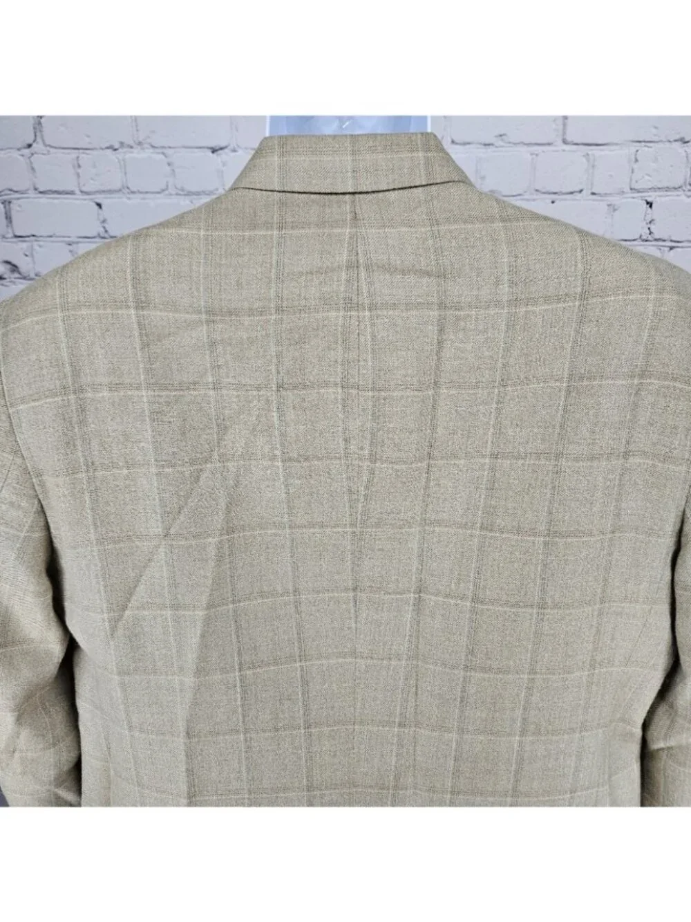 Stafford Beige Silk Wool Executive 3 Button Ventless Notch Blazer Sport Coat 42R